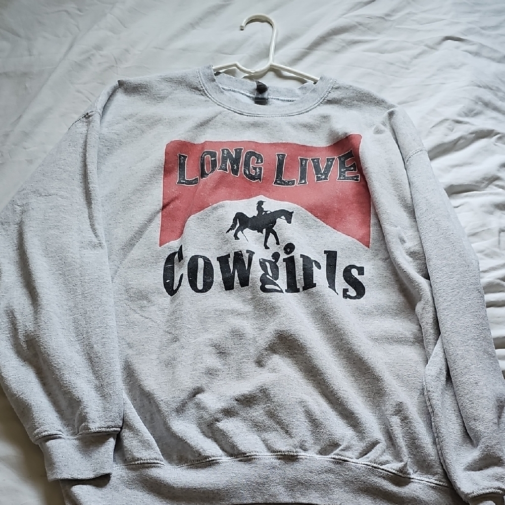 Gray 'Long Live Cowgirls' Sweater